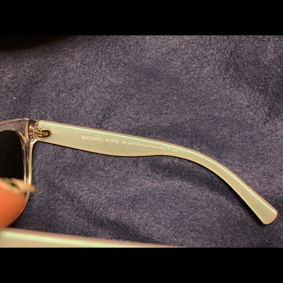 Michael Kors (Spring Blossoms) - Picture 4 of 4